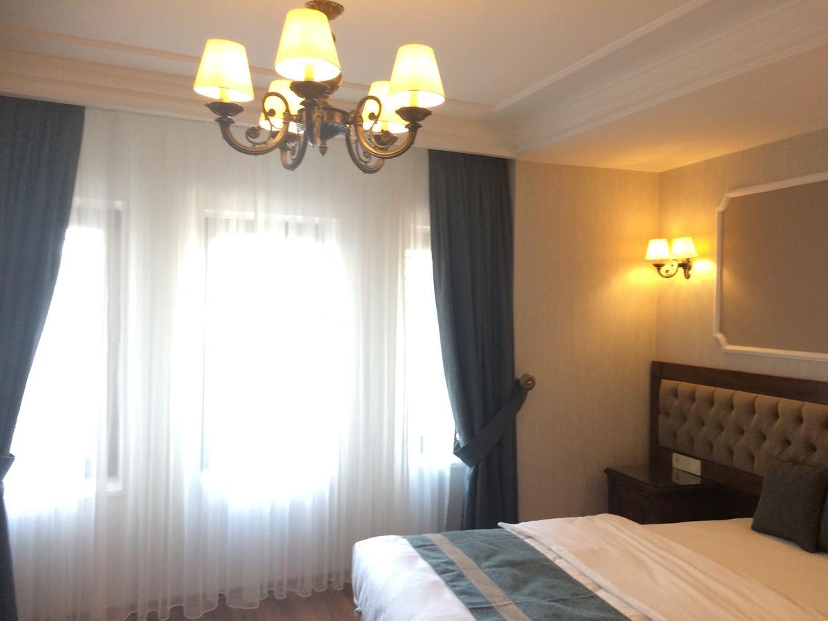 Ahmet Efendi Konagi Hotel Istanbul Eksteriør billede A bedroom at the hotel