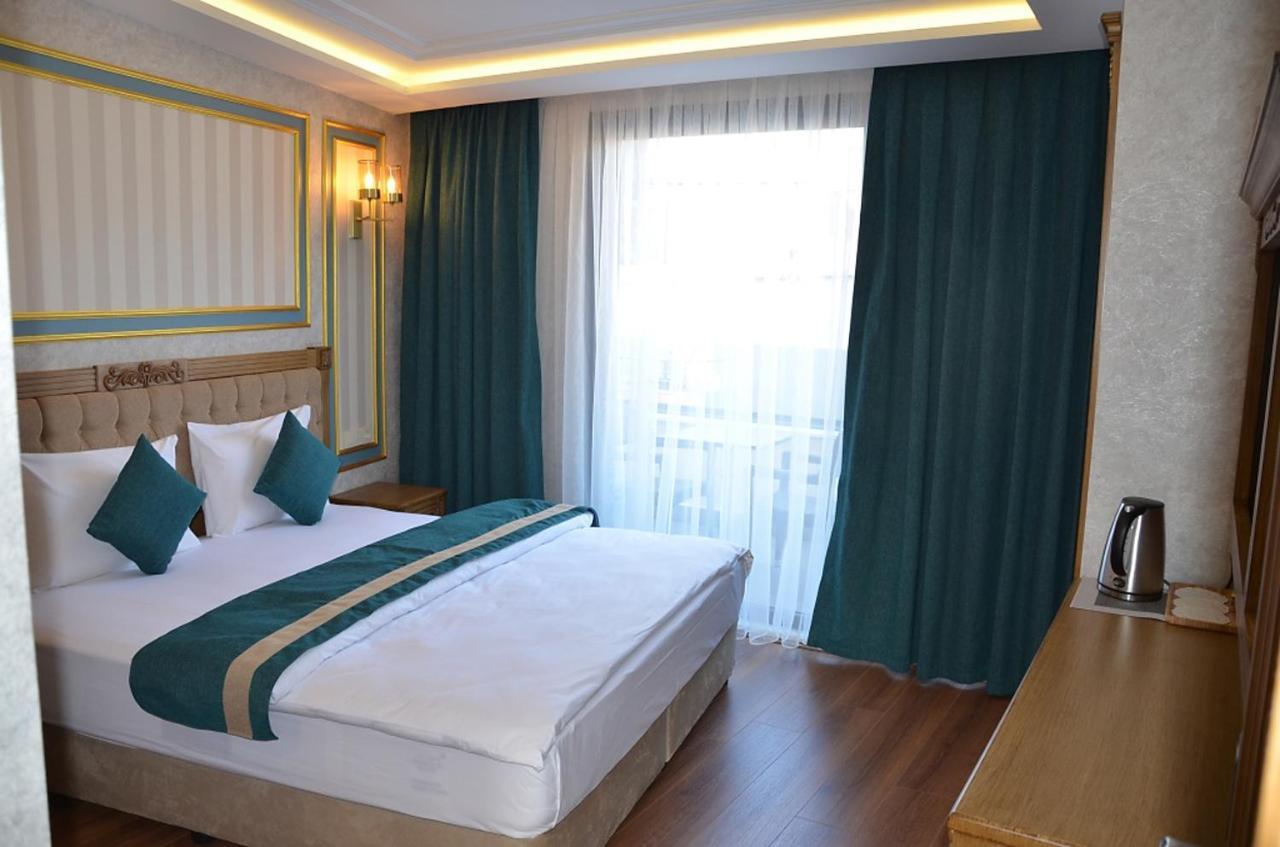 Ahmet Efendi Konagi Hotel Istanbul Eksteriør billede A bedroom at the hotel